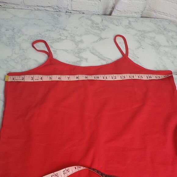 Time and Tru Tank Top - Picture 4 of 6